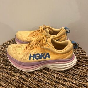 HOKA Women’s Bondi 8